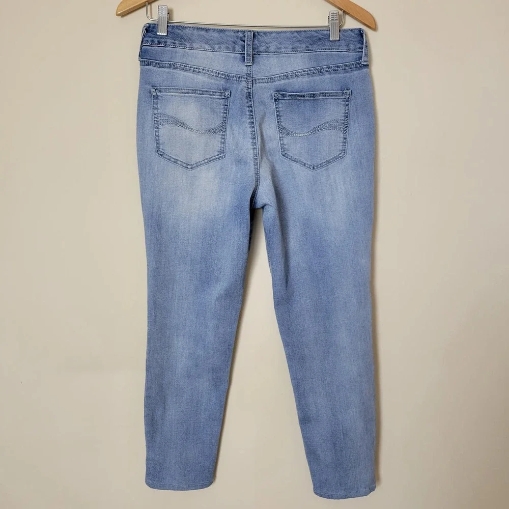 Bandolino mandie crop